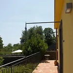 Viola Nel Parco * SantʼAlfio