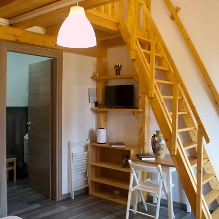 Viola Nel Parco 산탈피오