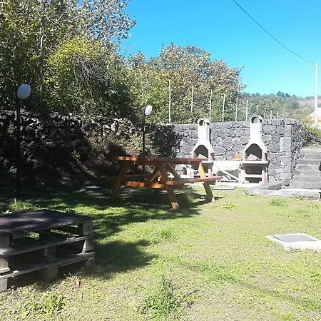 Viola Nel Parco Farmház